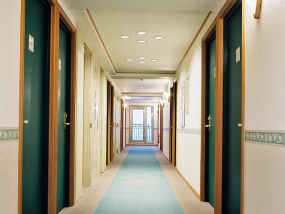 Toyoko Inn Kanazawa Kenrokuen Korimbo Εξωτερικό φωτογραφία