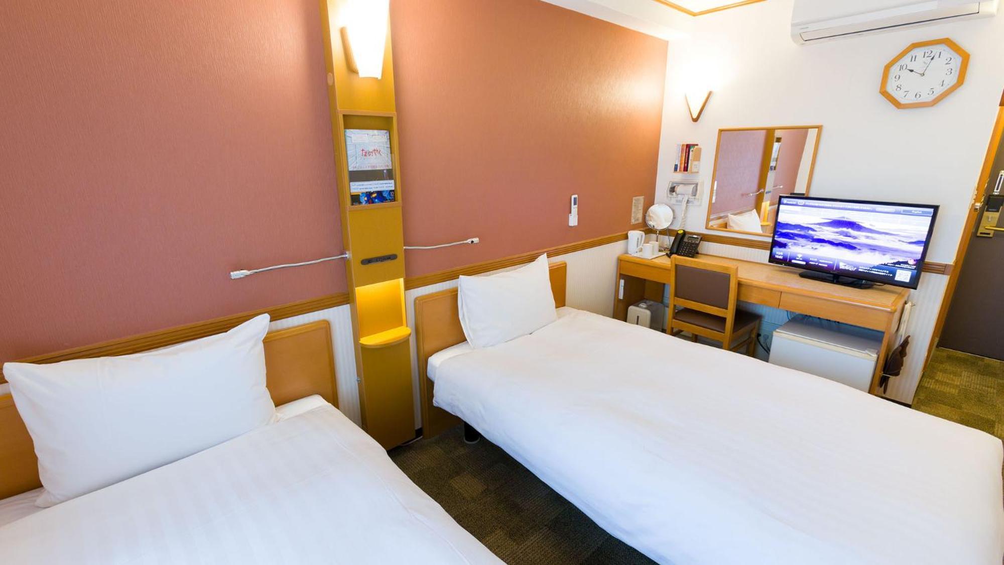 Toyoko Inn Kanazawa Kenrokuen Korimbo Δωμάτιο φωτογραφία